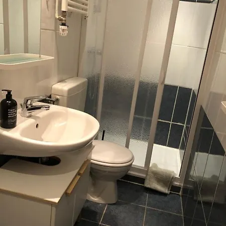 Apartment 1 Hof Flueh *